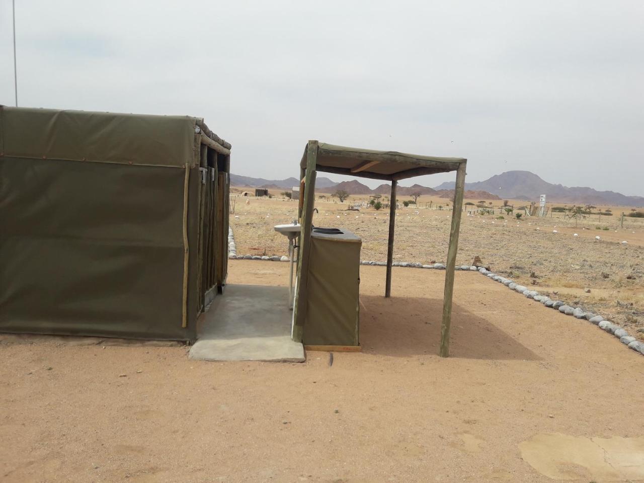 Neuhof Portion 2 Campsite Сесрием Экстерьер фото